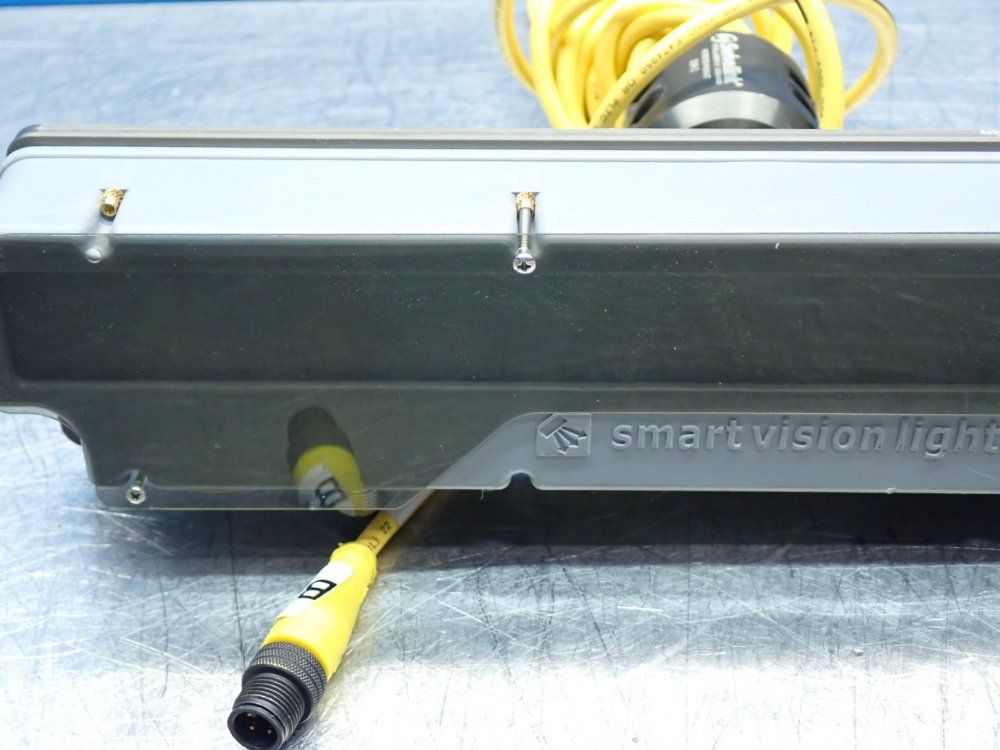 Smart Vision Lights Lc300-series Linear Light With Slm-621-l300 Swivel Link Mount - Lc300-470