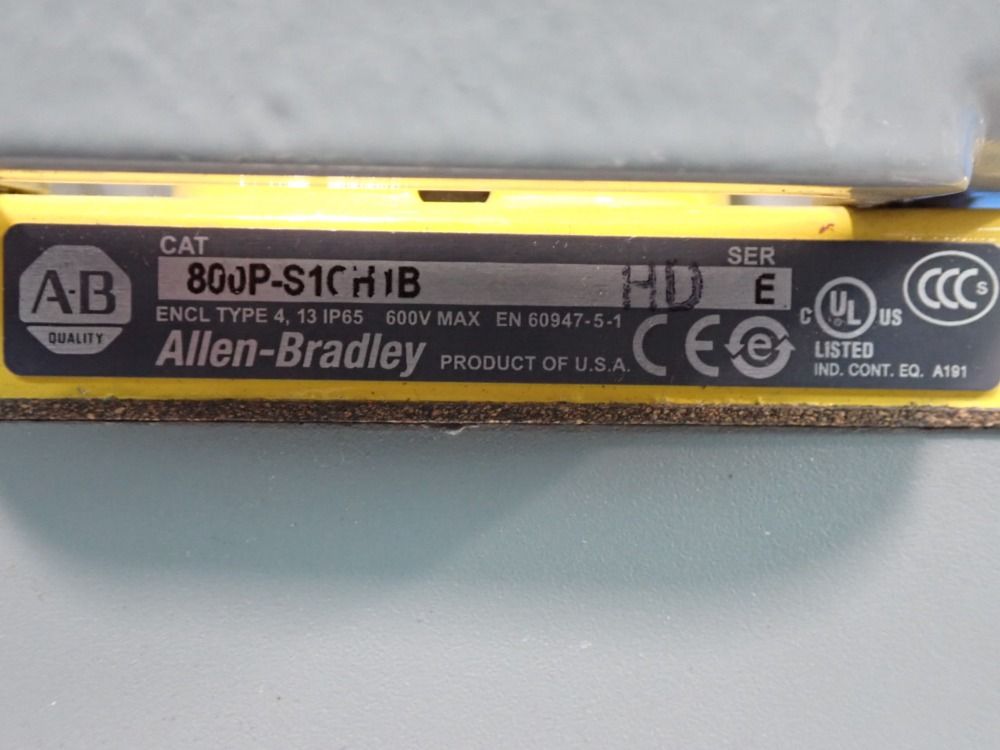 Allen Bradley Palm Operated Push Button - 800p-s1ch1b