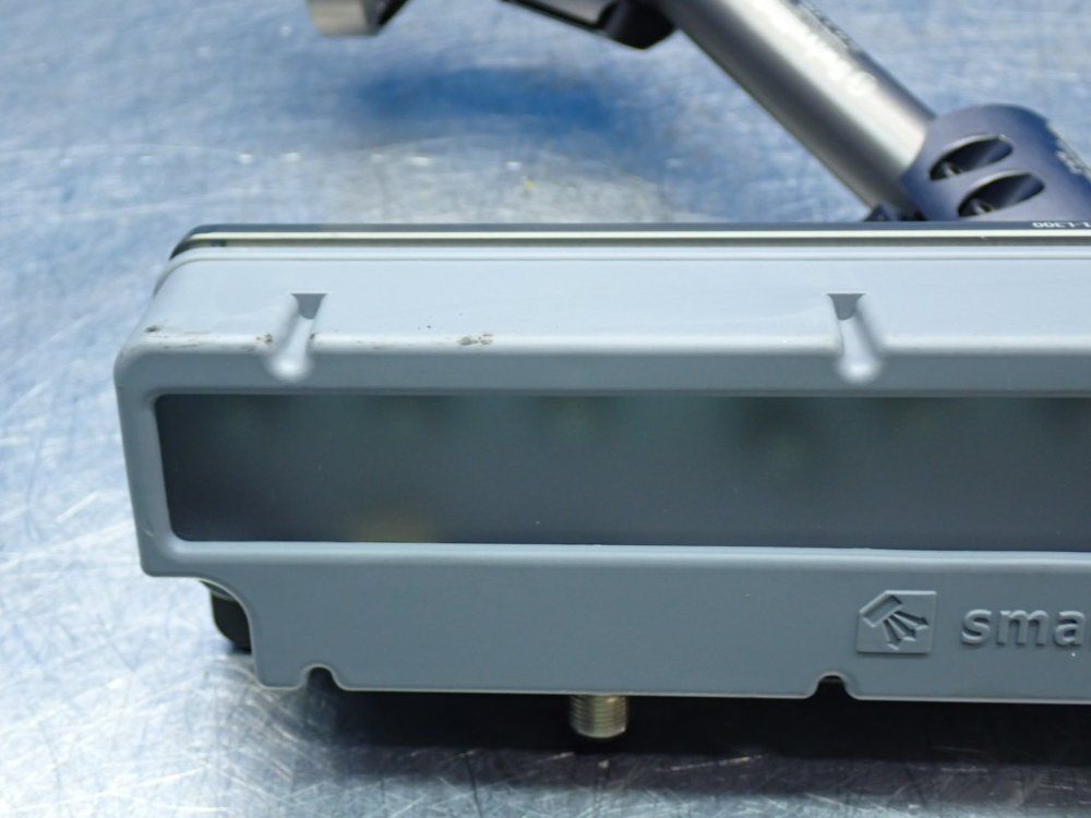 Smart Vision Lights Lc300-series Linear Light With Slm-621-l300 Swivel Link Mount - Lc300-625