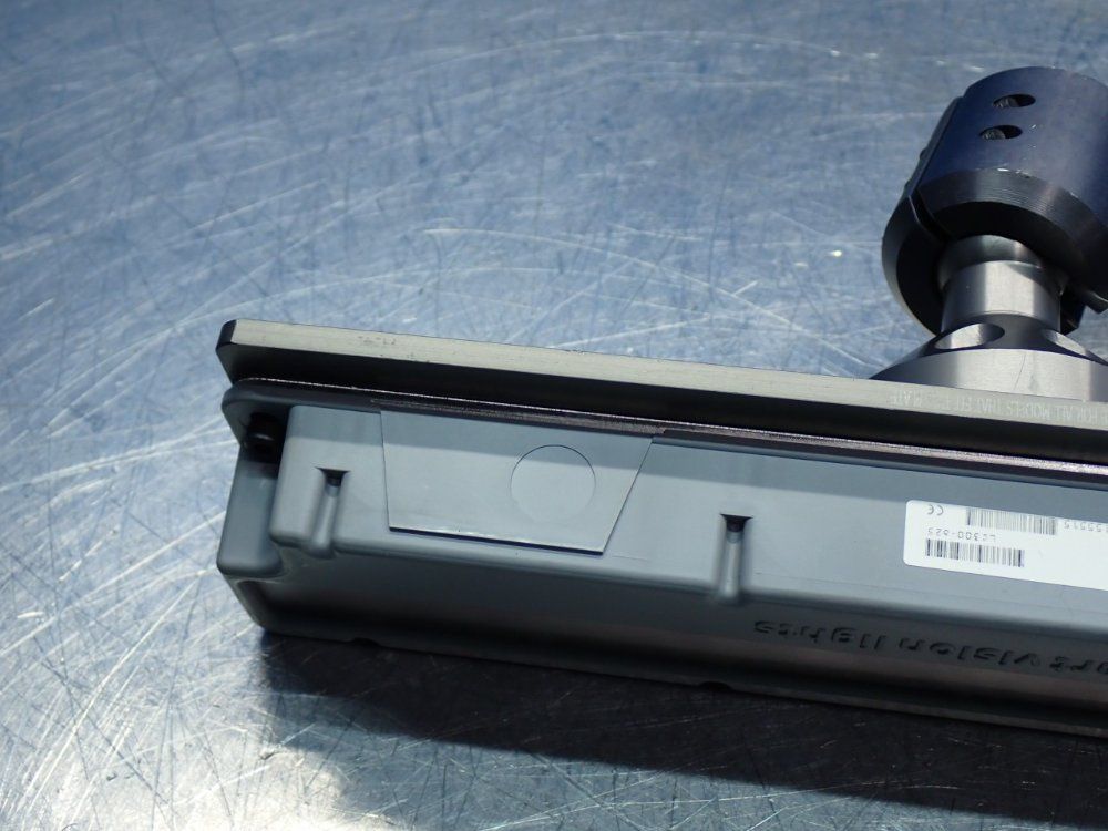 Smart Vision Lights Lc300-series Linear Light With Slm-621-l300 Swivel Link Mount - Lc300-625