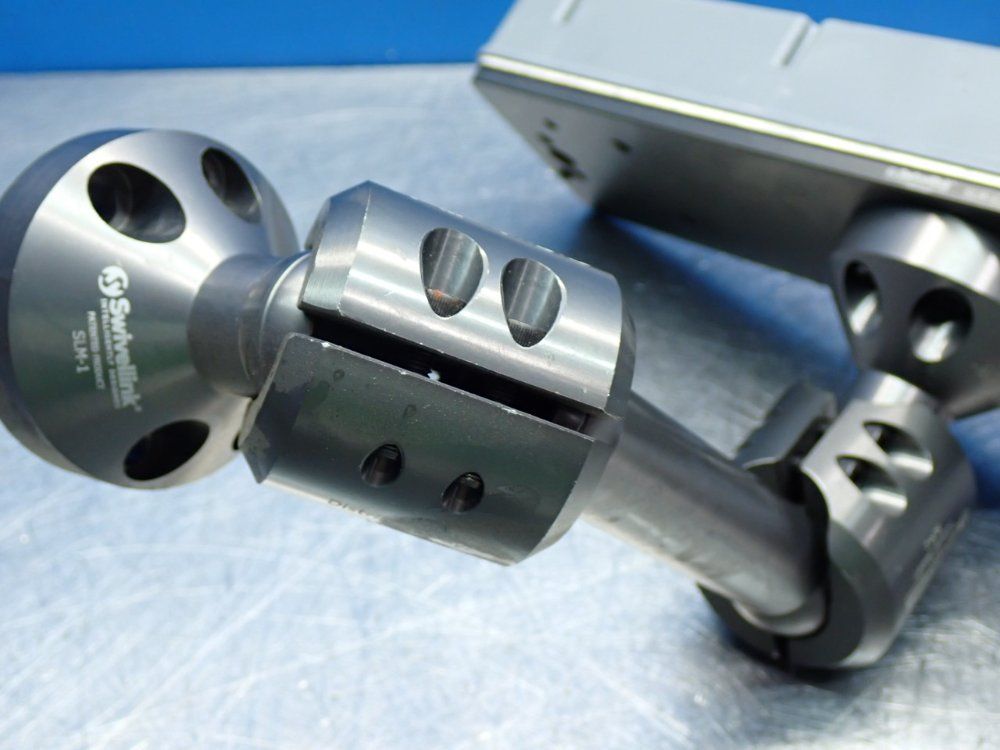 Smart Vision Lights Lc300-series Linear Light With Slm-621-l300 Swivel Link Mount - Lc300-625