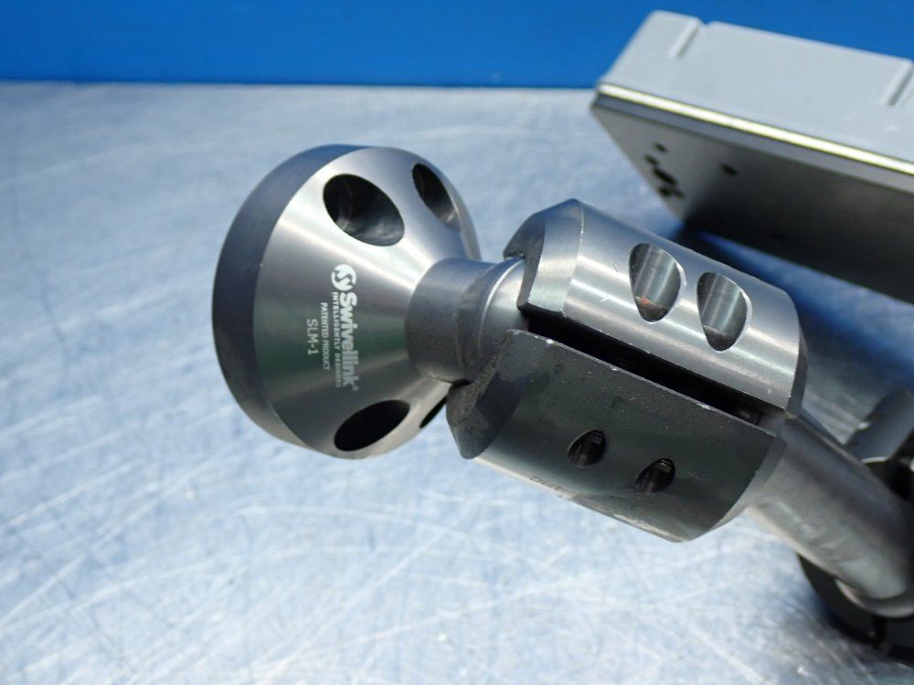 Smart Vision Lights Lc300-series Linear Light With Slm-621-l300 Swivel Link Mount - Lc300-625