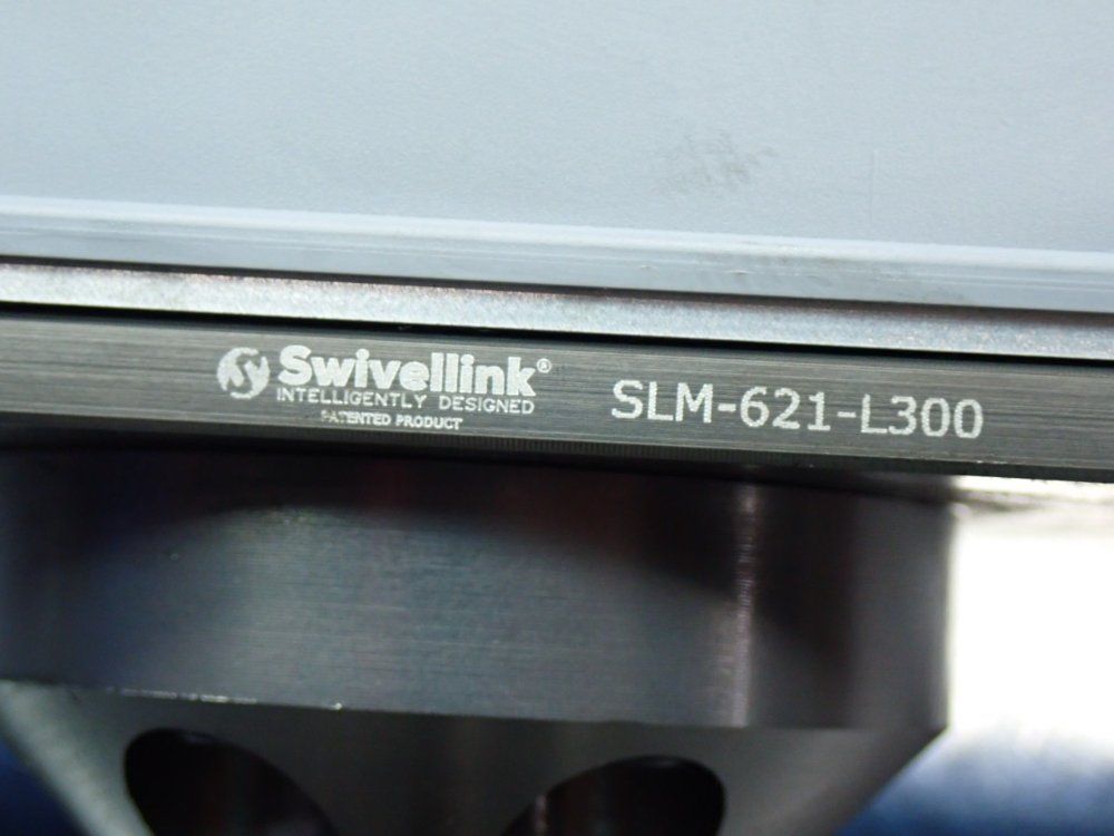 Smart Vision Lights Lc300-series Linear Light With Slm-621-l300 Swivel Link Mount - Lc300-625