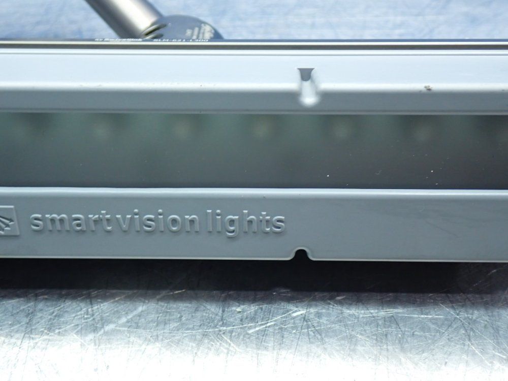 Smart Vision Lights Lc300-series Linear Light With Slm-621-l300 Swivel Link Mount - Lc300-625
