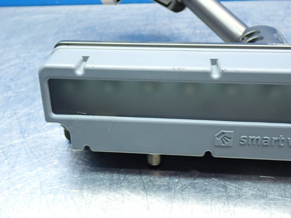 Smart Vision Lights Lc300-series Linear Light With Slm-621-l300 Swivel Link Mount - Lc300-625