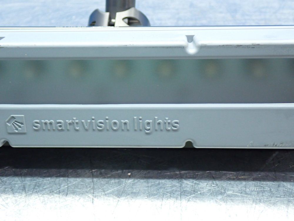 Smart Vision Lights Lc300-series Linear Light With Slm-621-l300 Swivel Link Mount - Lc300-625