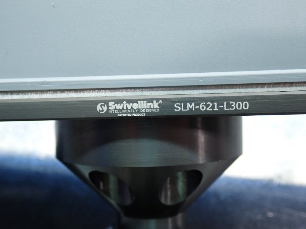 Smart Vision Lights Lc300-series Linear Light With Slm-621-l300 Swivel Link Mount - Lc300-625