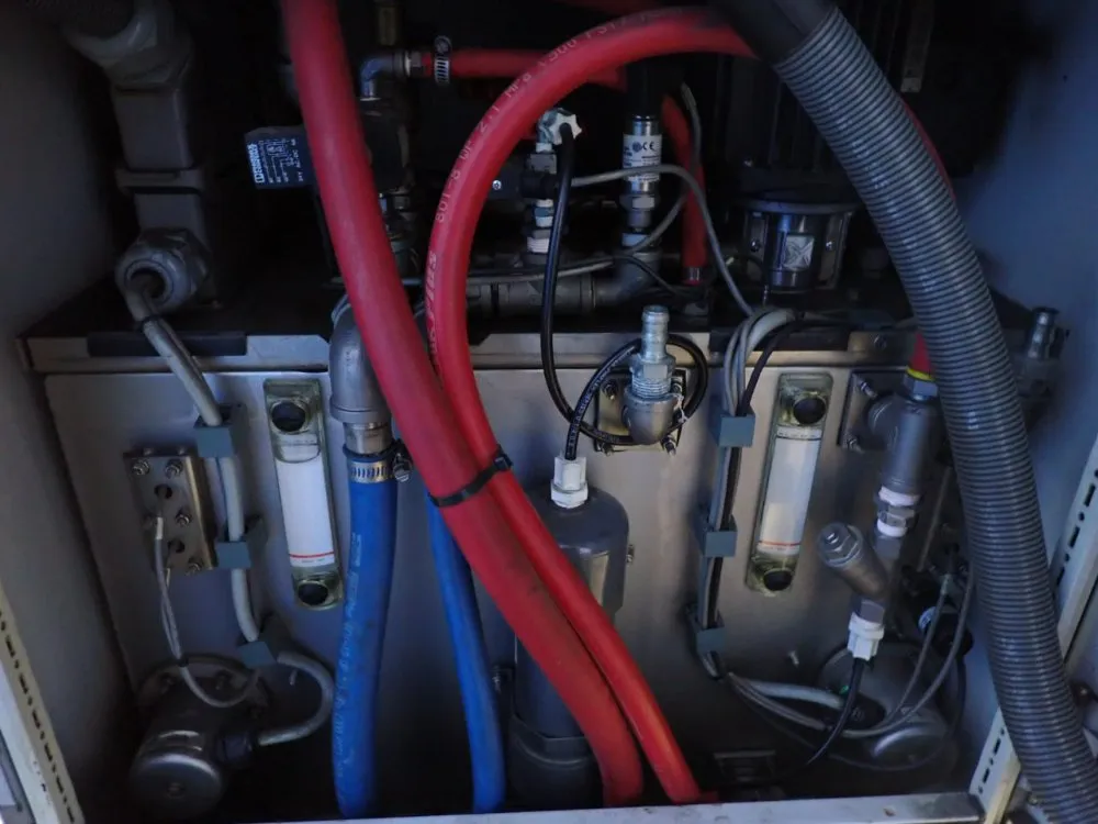 Ipg Photonics 18.4 Kw 62500 Btuh Chiller - Lc170. 01-a. 3. 5/6