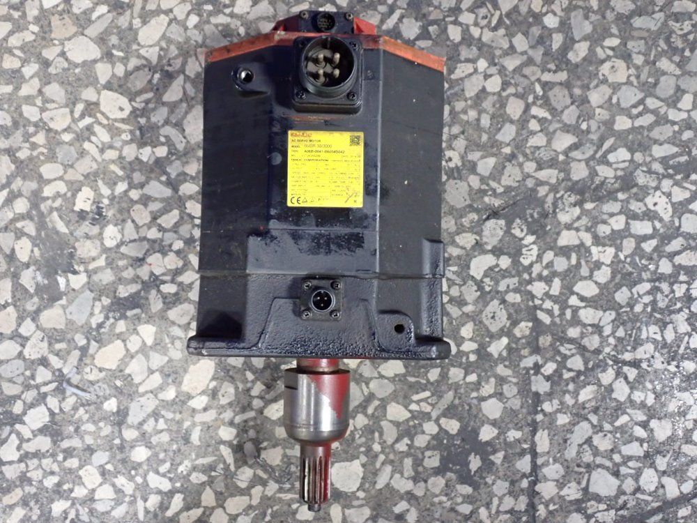 Fanuc 2000 Rpm Servo Motor - A06b-0041-b605#s042