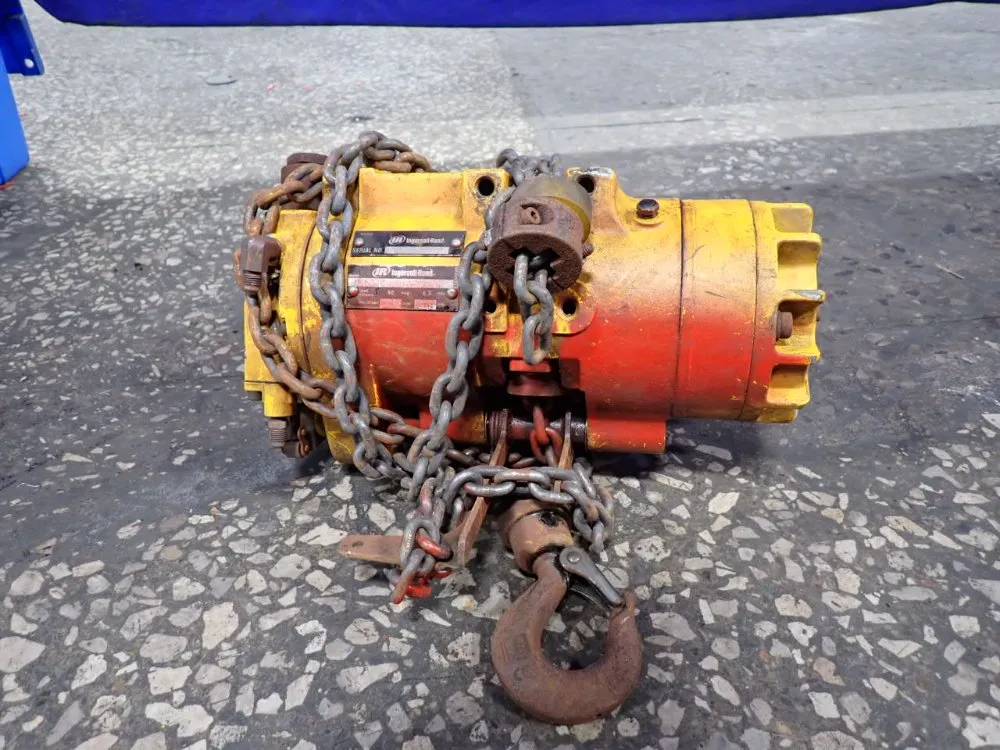Ingersoll Rand 1/2 Ton Hoist