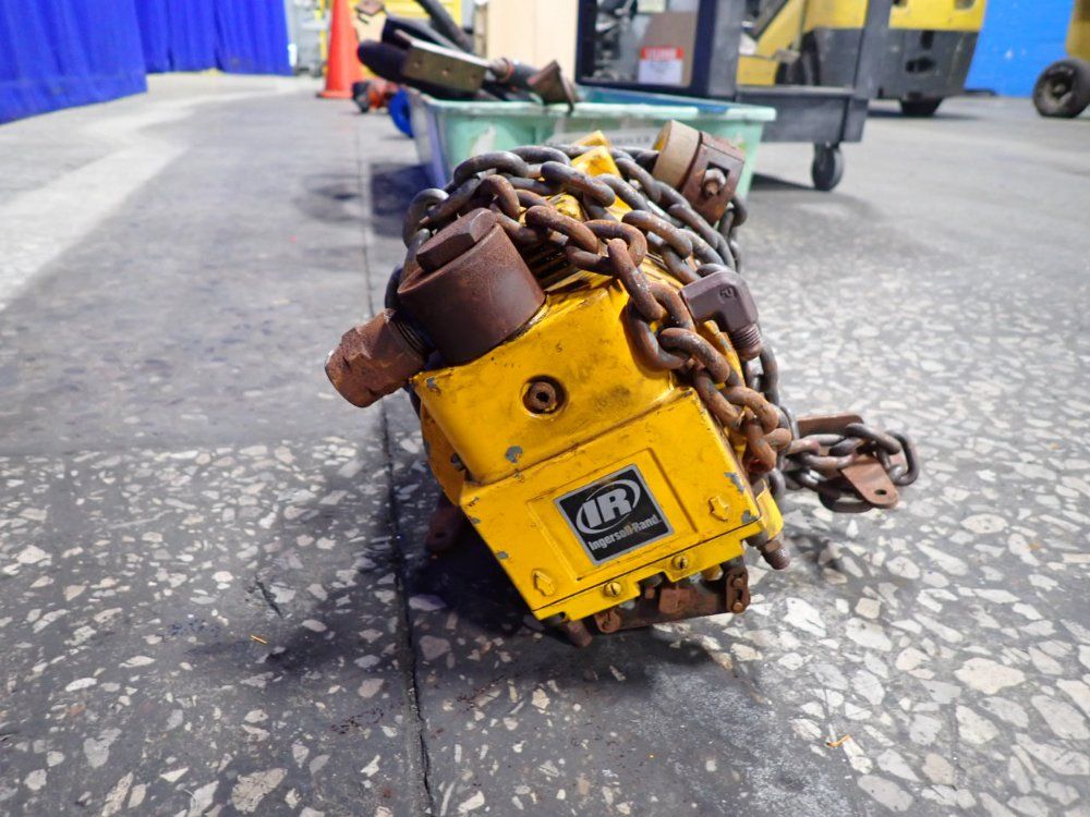Ingersoll Rand 1/2 Ton Hoist