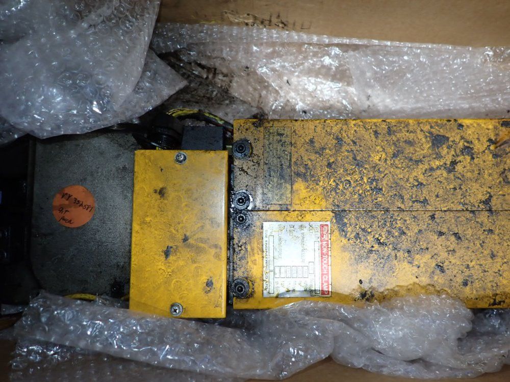 Sr Engineering Company 10 Ton Non-touch Clamp - 100-95.3-800-d0f-s082