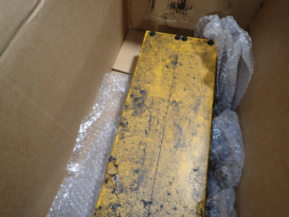 Sr Engineering Company 10 Ton Non-touch Clamp - 100-95.3-800-d0f-s082