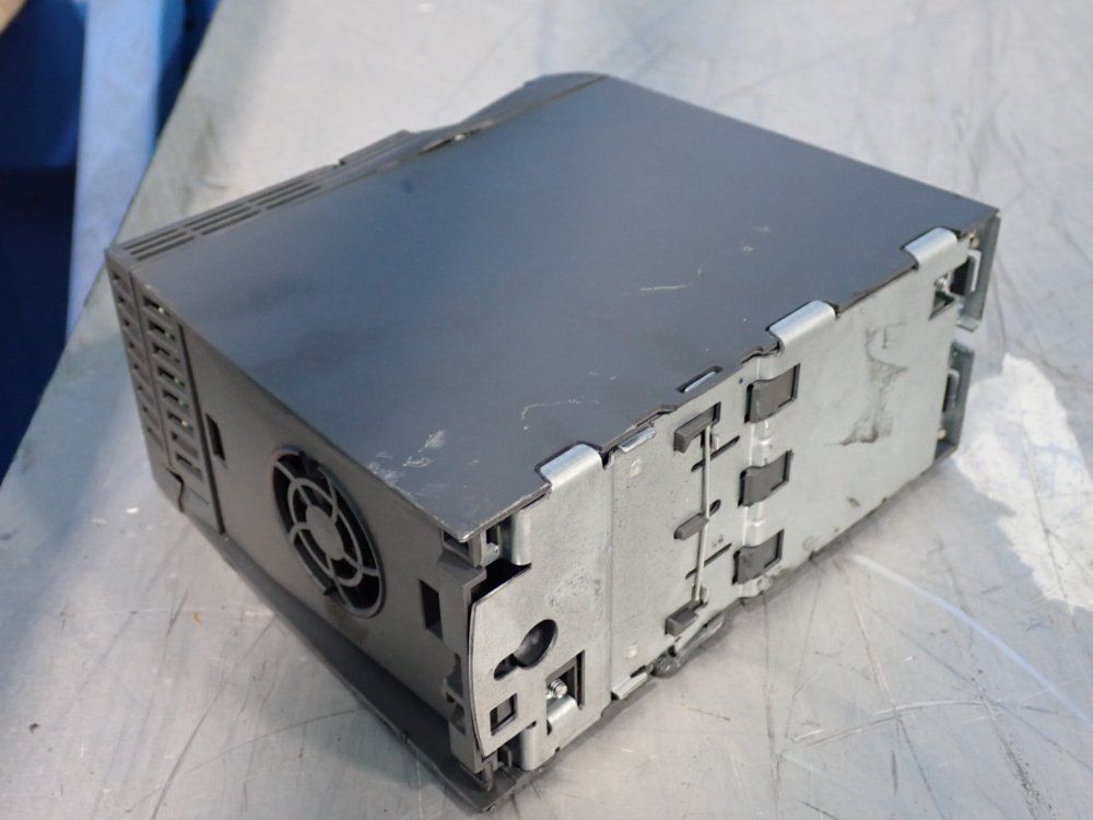 Siemens G120c Frequency Converter - 6sl3210-1ke15-3up2