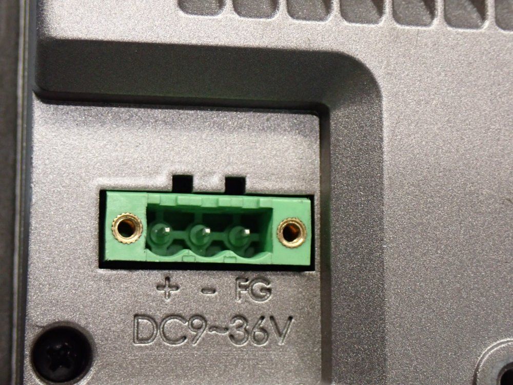 Tcs Fanless Industrial Compact Size Panel Pc - Tcs-030-01922-001