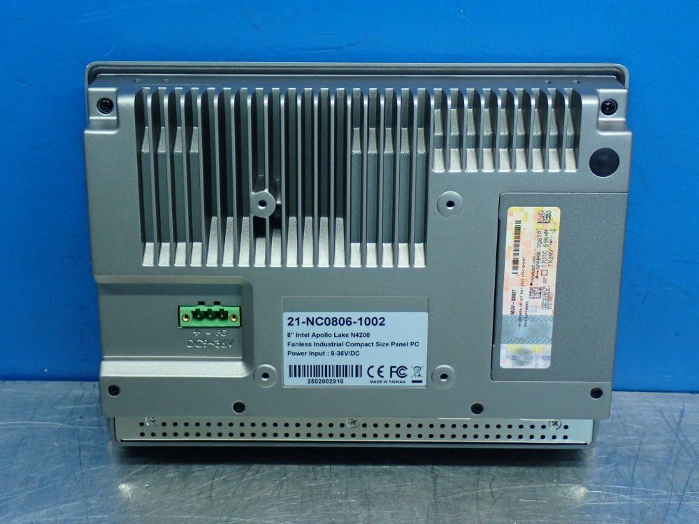 Apollo Lake N4200 Fanless Industrial Panel Pc - 21-nc0806-1002