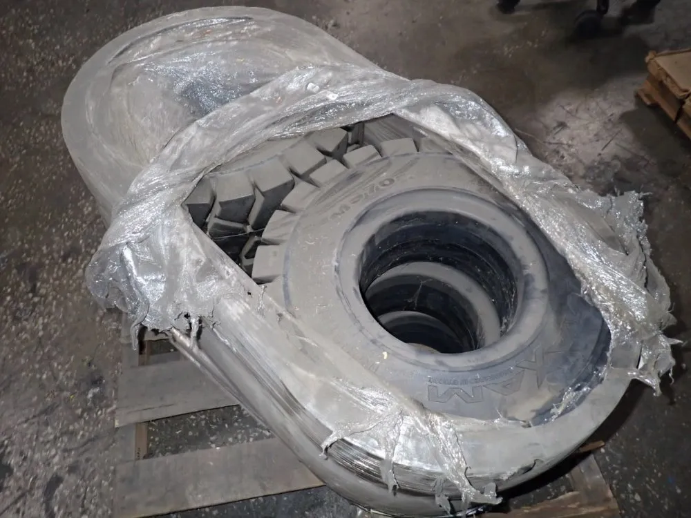 Maxam 23" X 9"-10" Tires - Ms701