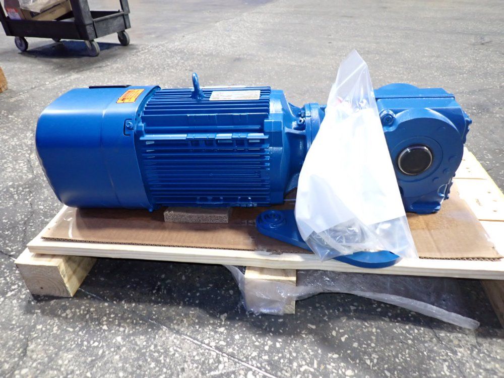 Sew-eurodrive 5.4 Hp Gear Drive - Ka57/tdrn112m4/be5hr