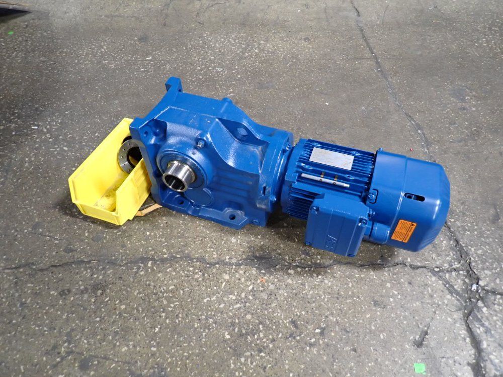 Sew 3.4 Hp Gear Drive - Ha77b Drs90l4be5hr