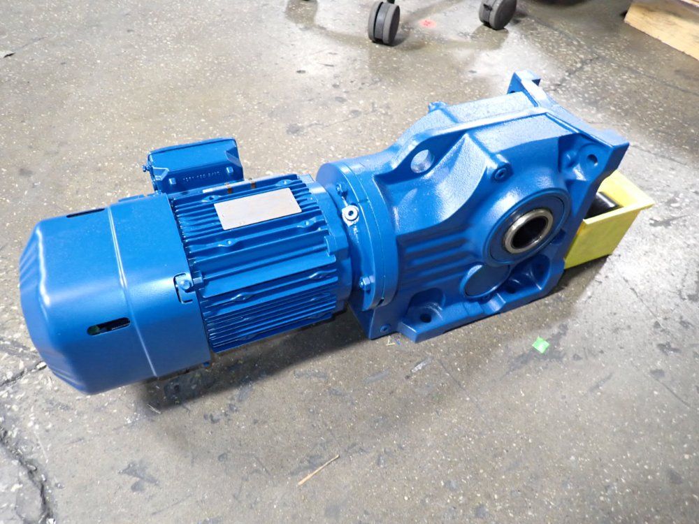 Sew 3.4 Hp Gear Drive - Ha77b Drs90l4be5hr