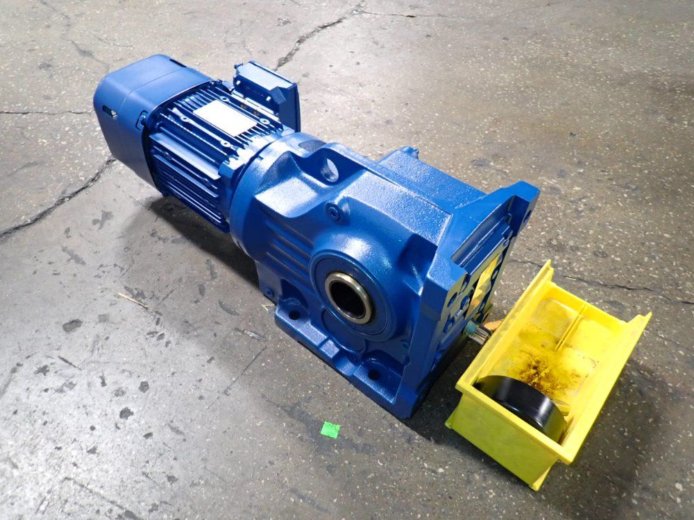 Sew 3.4 Hp Gear Drive - Ha77b Drs90l4be5hr