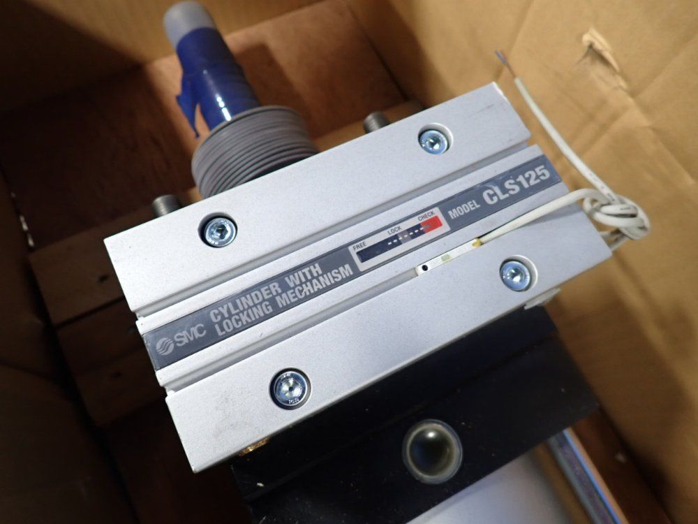 Smc Pneumatic Cylinder W/ Locking Mchanism - Cdlsb125tn-200d-m9bw-dm9b