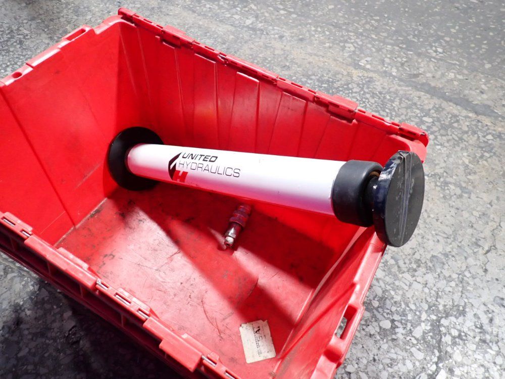 United Hydraulics 15 Ton High Pressure Cylinder - Uhis16c