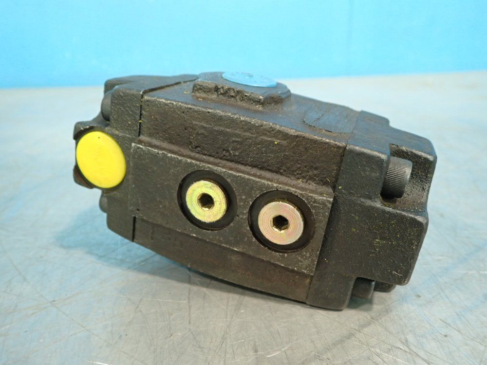 Vickers Pilot Operated Check Valve - 40703a21