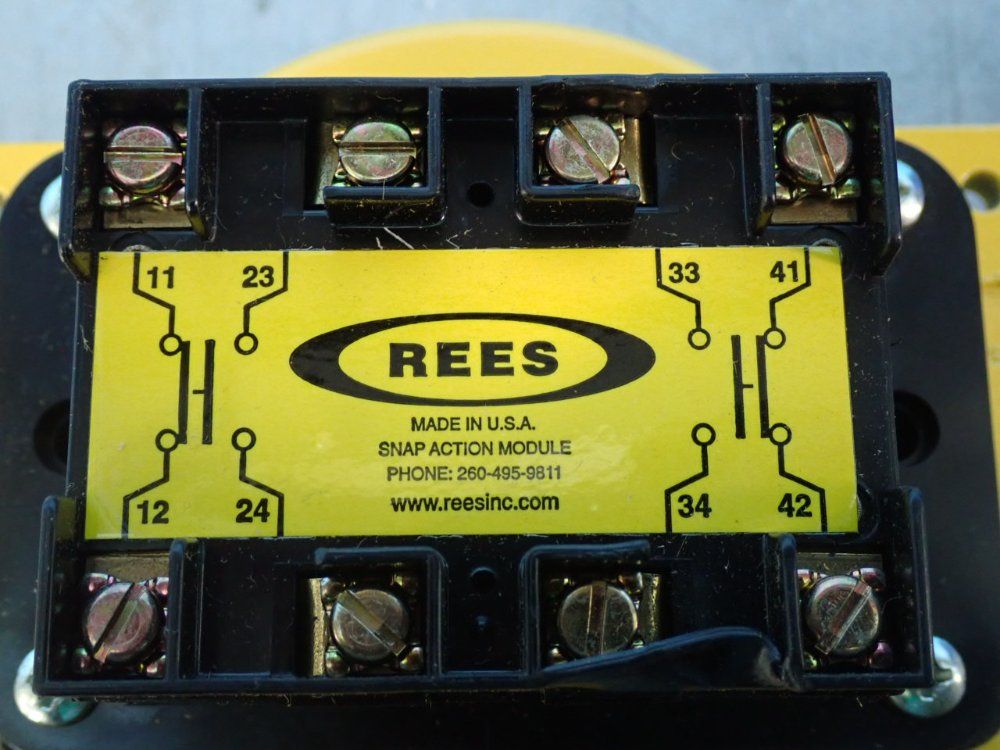 Rees Chrome Plunger Switch - 04917-212