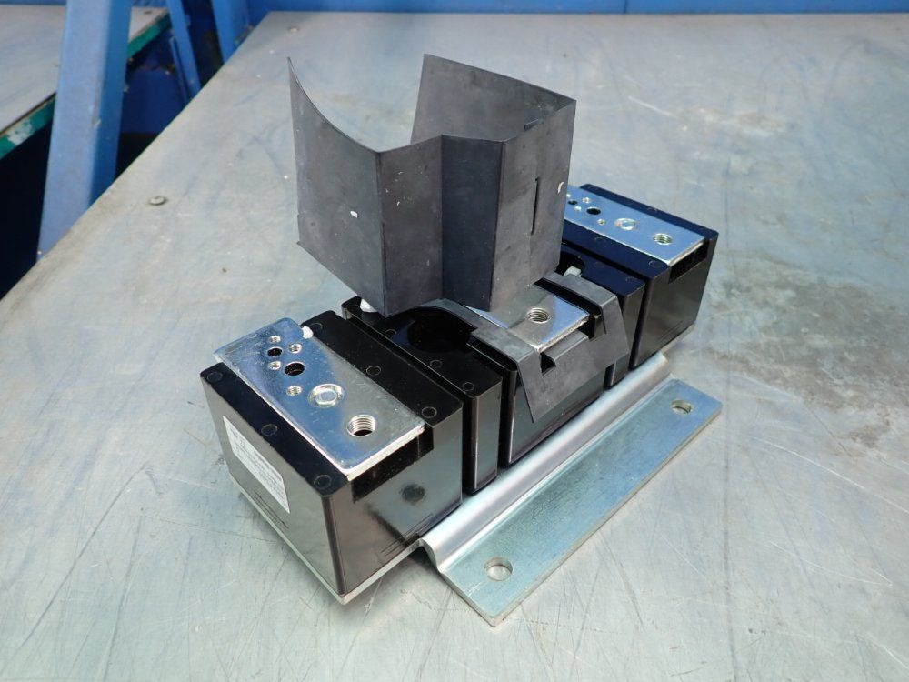 Allen Bradley Fuse Block - 1494v-fs400