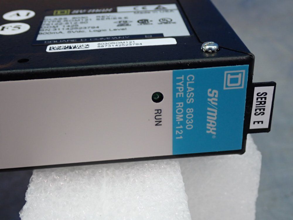 Square D Output Module - 8030rom121