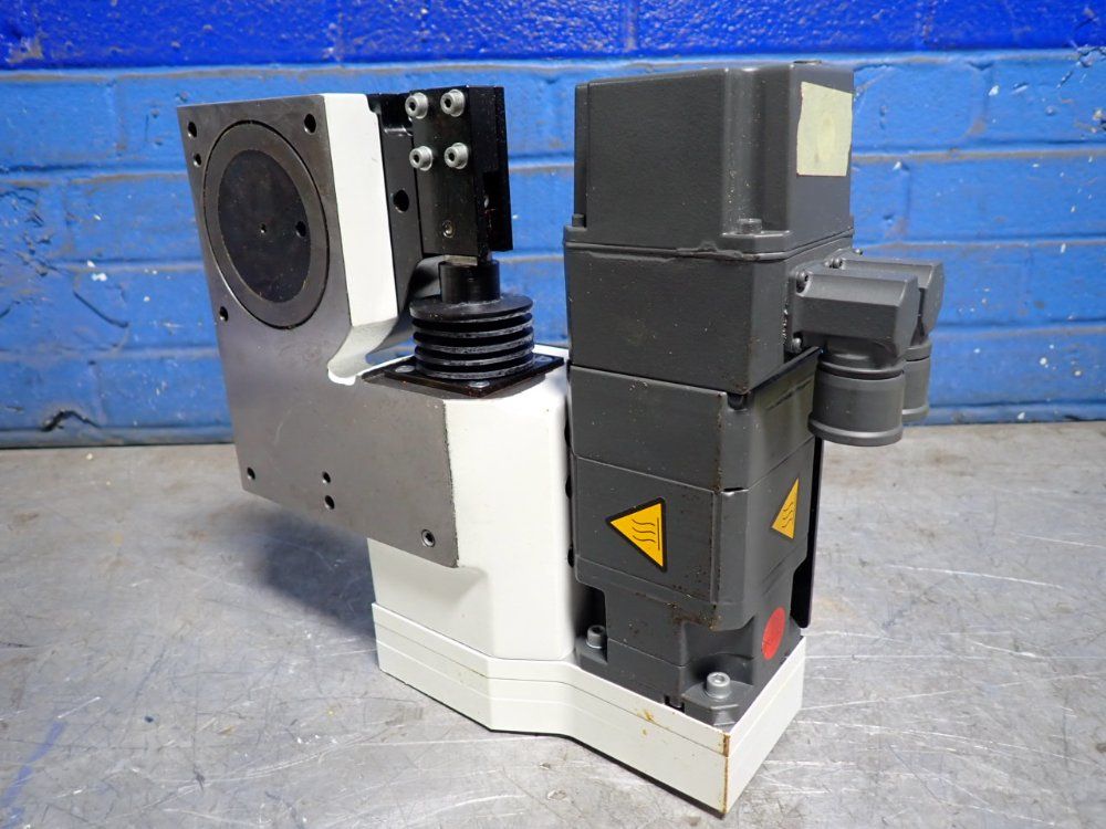 Siemens 9700 Rpm Servo Motor - 1ft6031-4ak71-4eg2