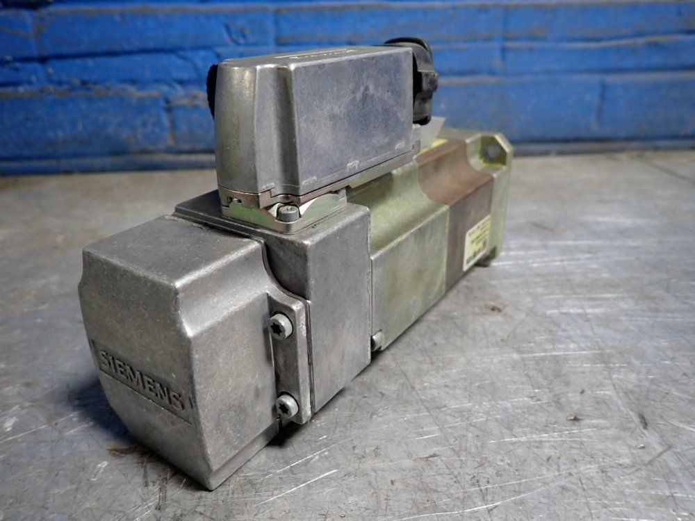 Siemens 10000 Rpm Servo Motor - 1fk7032-5ak71-1lh0