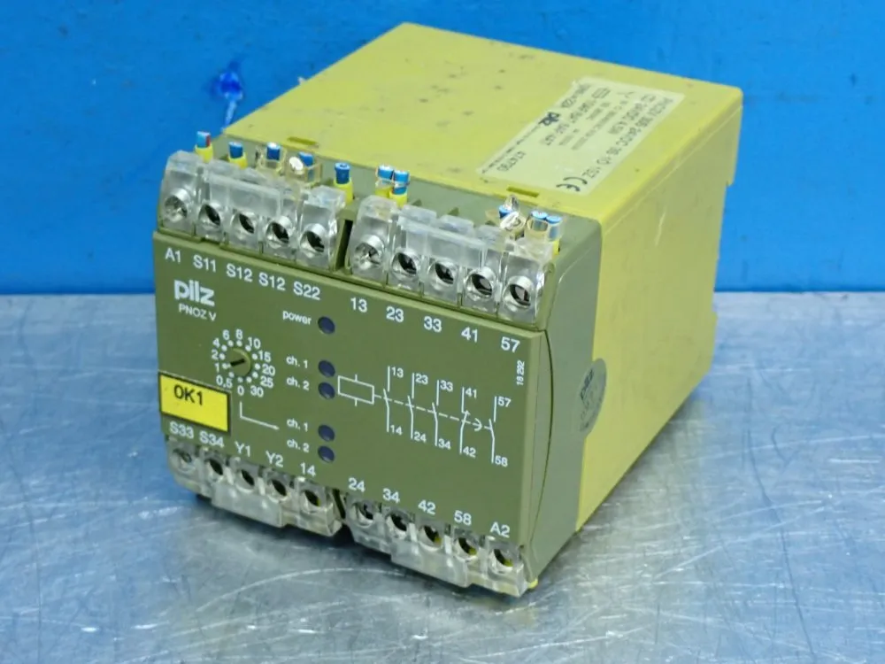 Pilz Pnoz-series Monitoring Safety Relay - Pnozv30s24vdc