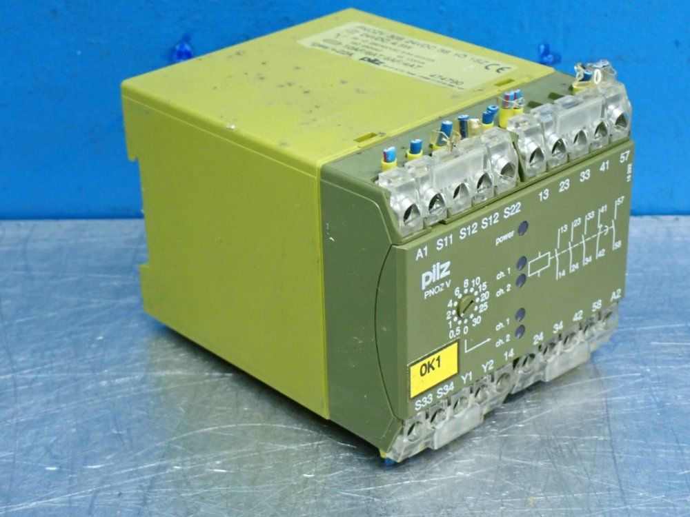 Pilz Pnoz-series Monitoring Safety Relay - Pnozv30s24vdc