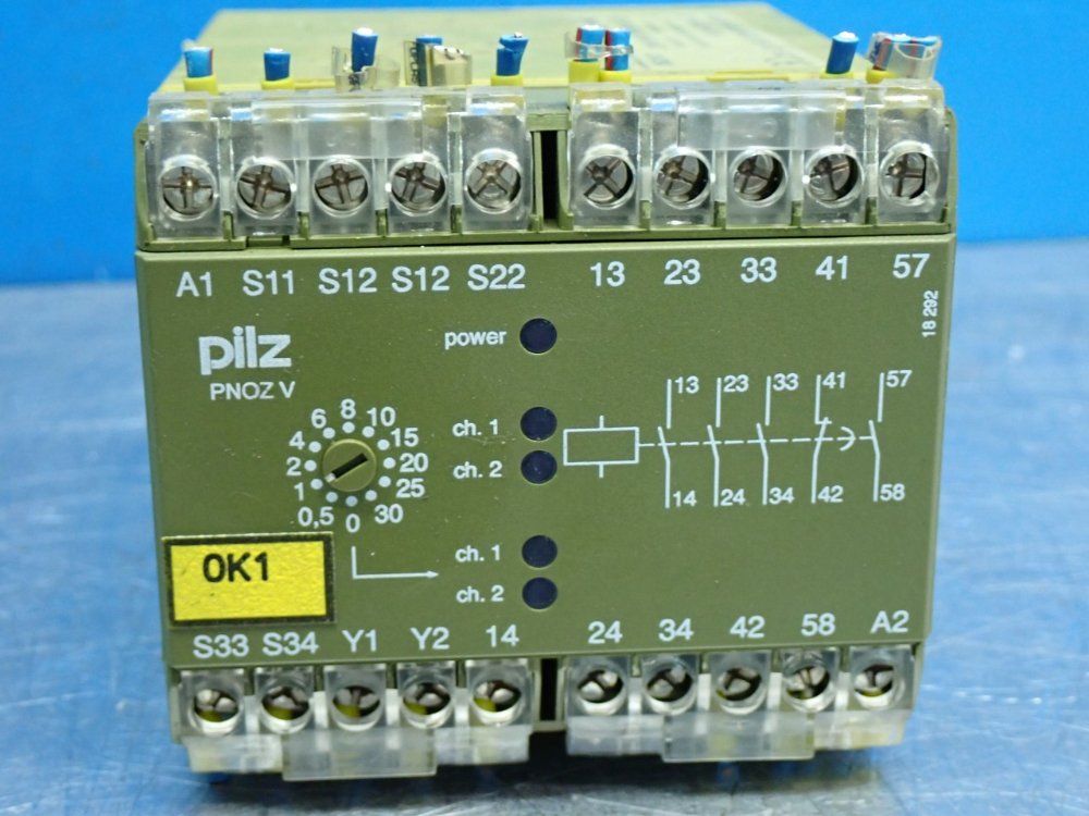 Pilz Pnoz-series Monitoring Safety Relay - Pnozv30s24vdc