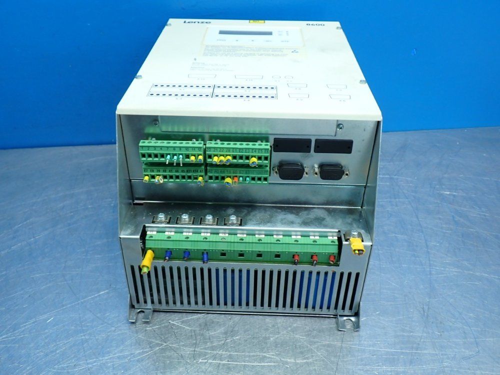 Lenze 8600-series Inverter Unit - Evf8602-e