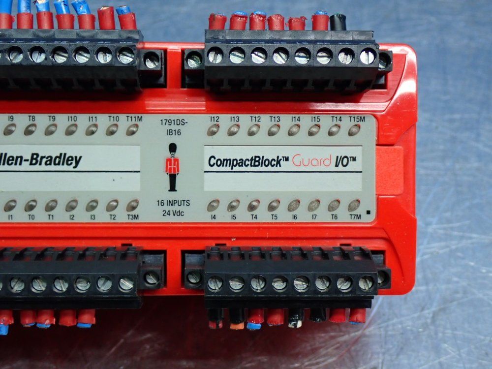 Allen Bradley Safety Input Module - 1791ds-ib16