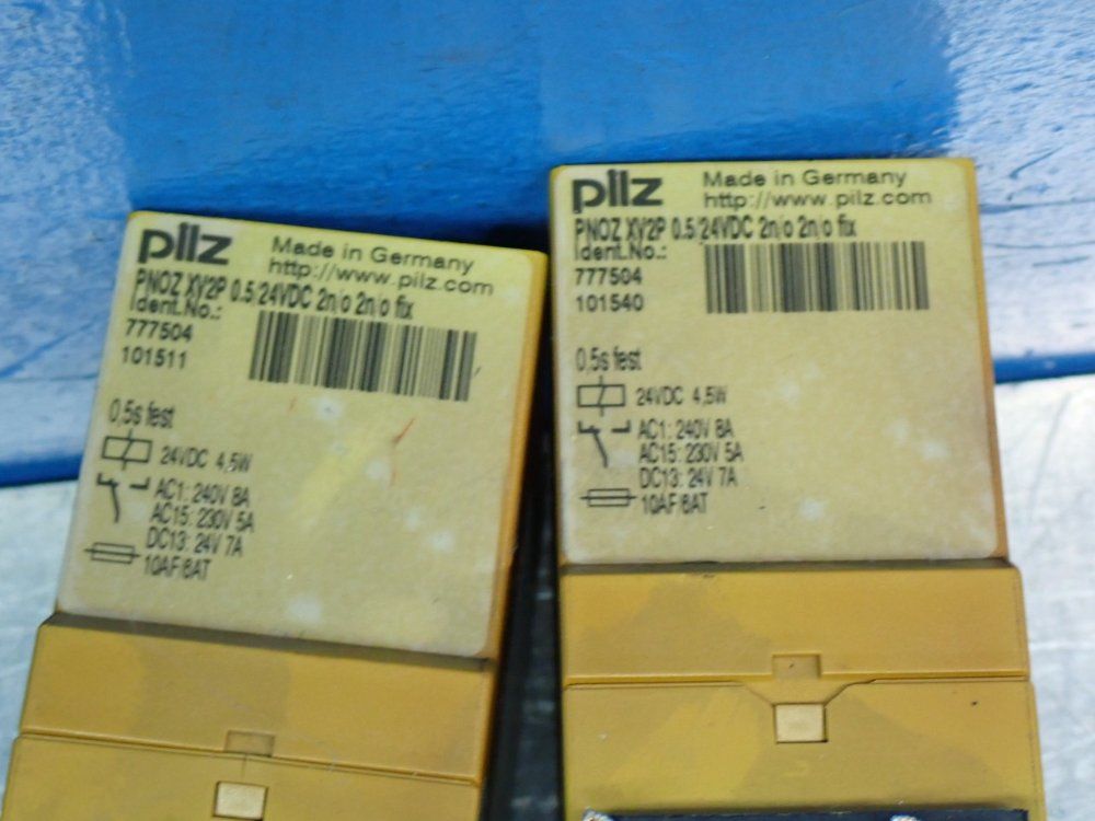 Pilz Safety Relay, 2pcs - Pnozxv2p