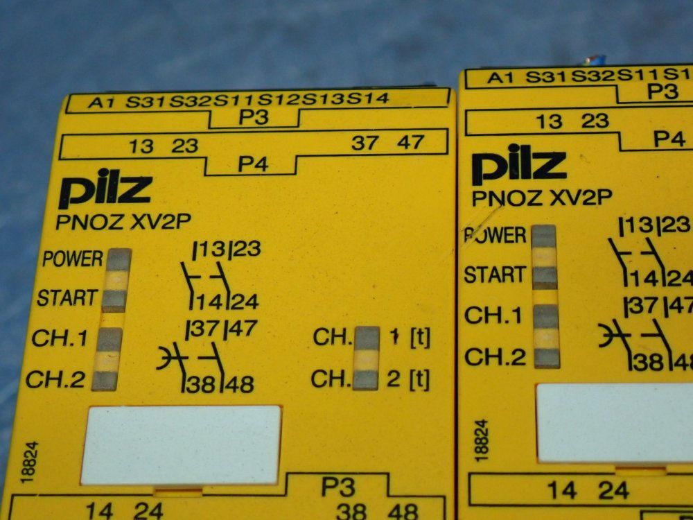 Pilz Safety Relay, 2pcs - Pnozxv2p