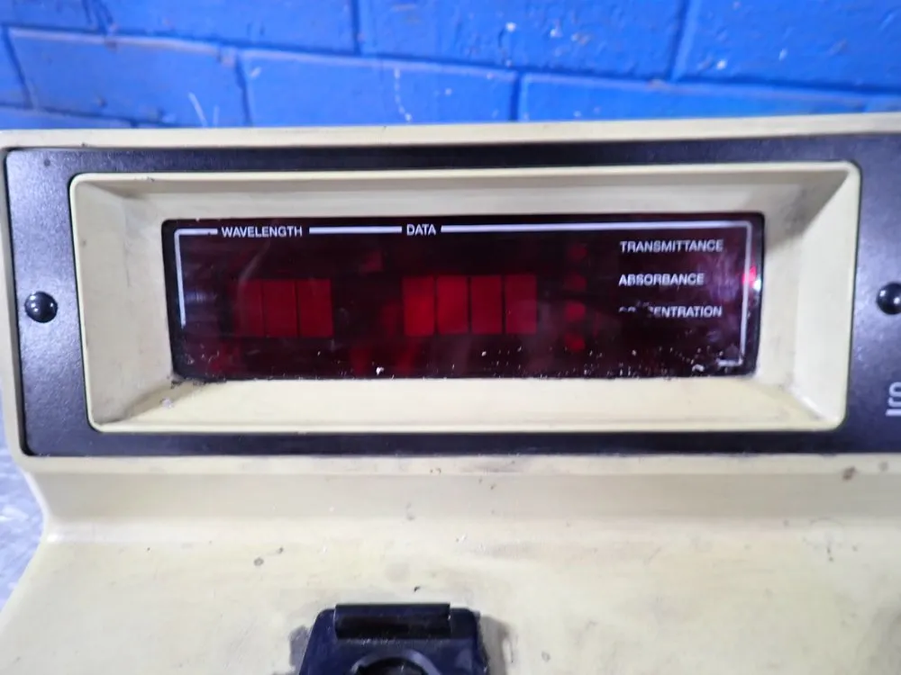 Thermo Spectronic 1 Amp Digital Spectrophotometer - 333183