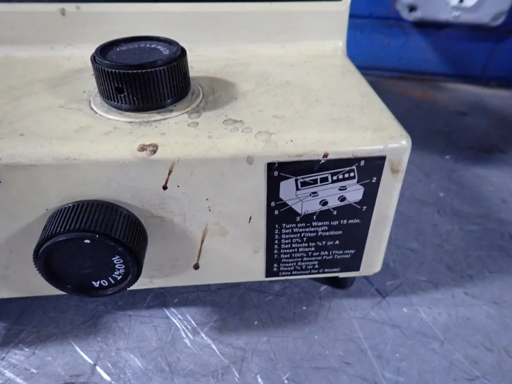 Thermo Spectronic 1 Amp Digital Spectrophotometer - 333183