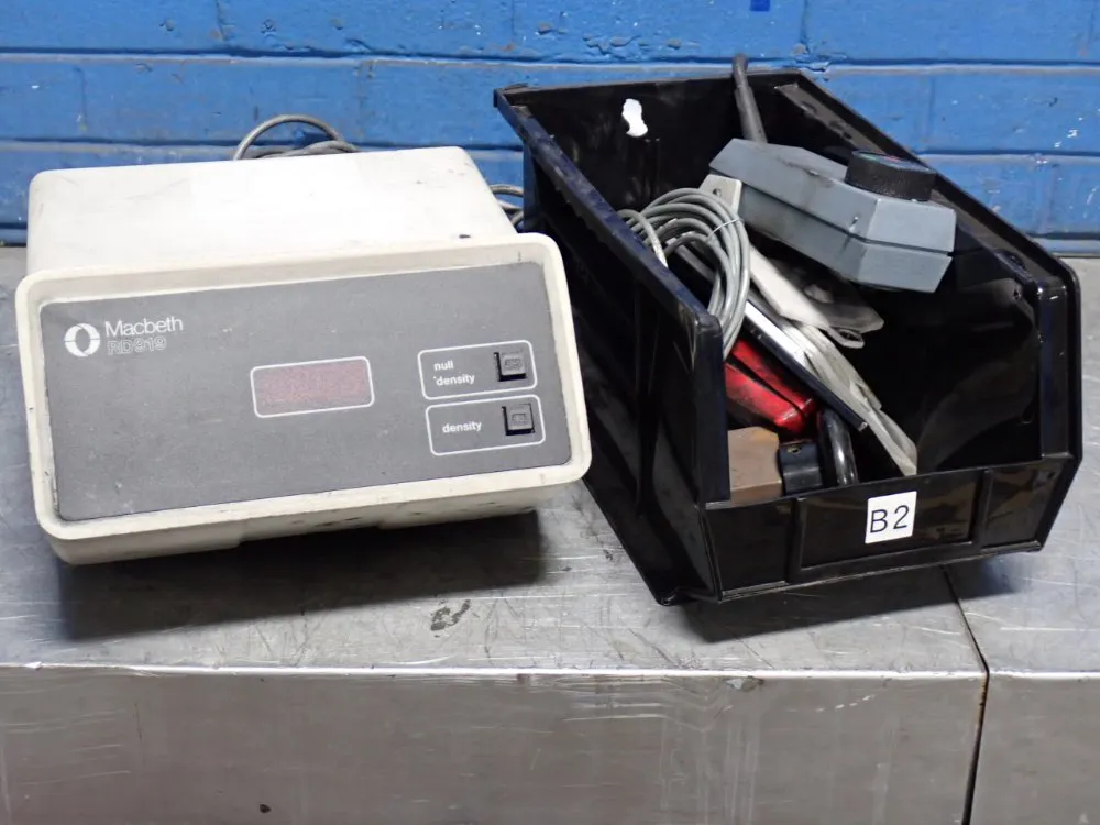 Macbeth Process Measurement 36 Watts Reflective Densitometer - Rd-919