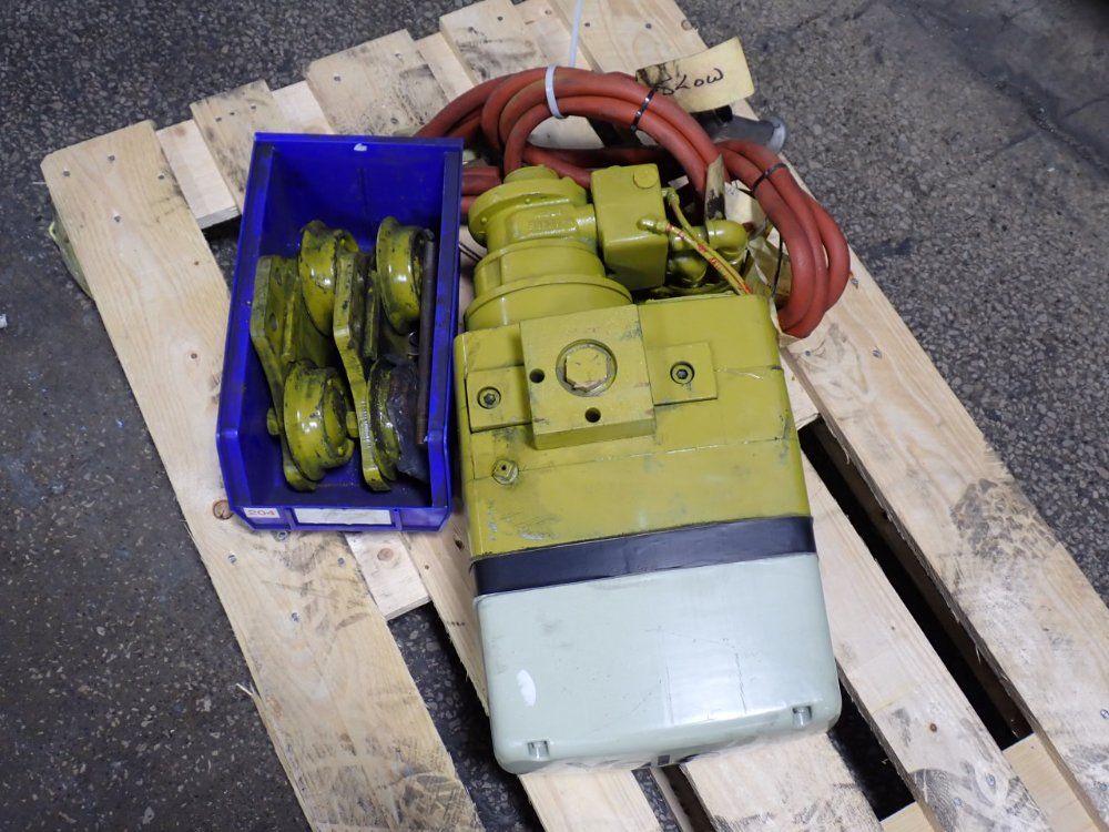 Yale 1 Ton Air Hoist