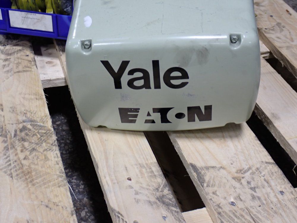 Yale 1 Ton Air Hoist