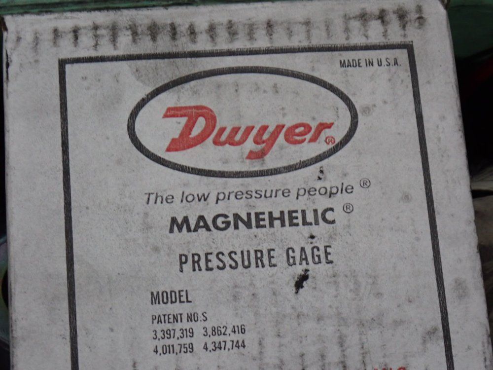 Dwyer / Ashcroft Gages