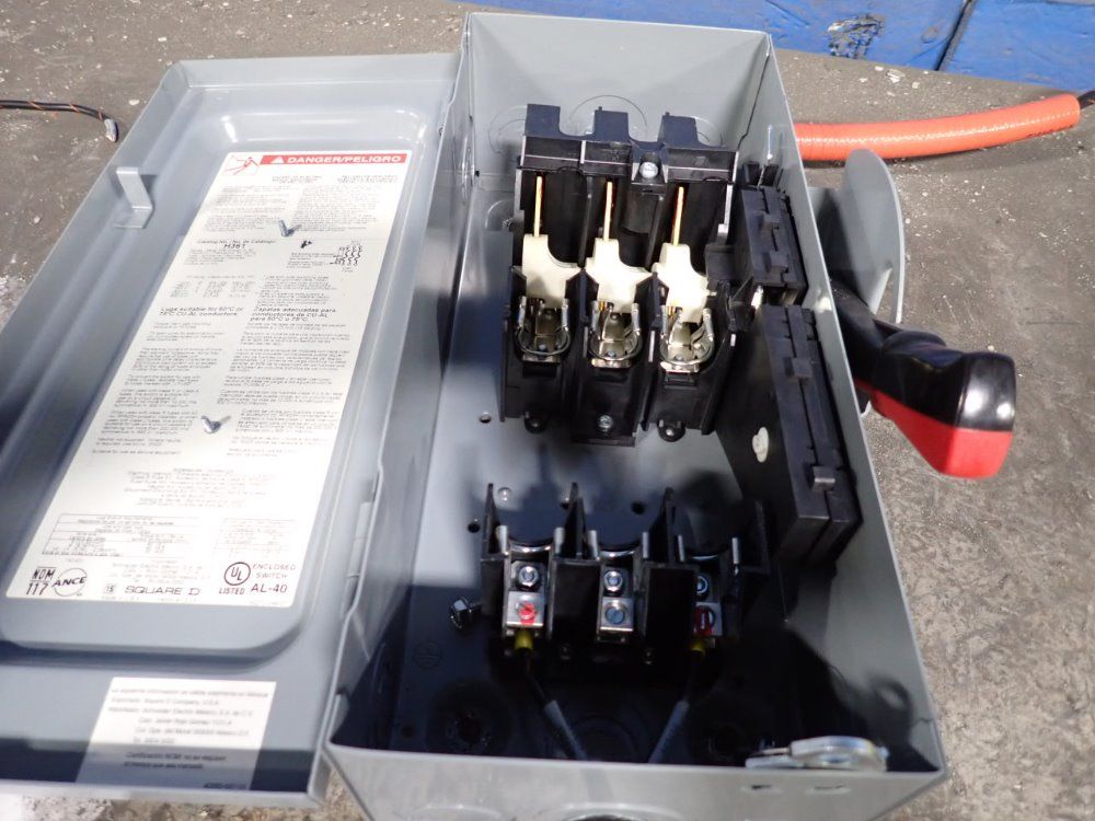 Square D 30 Amps Fusible Disconnect - H361