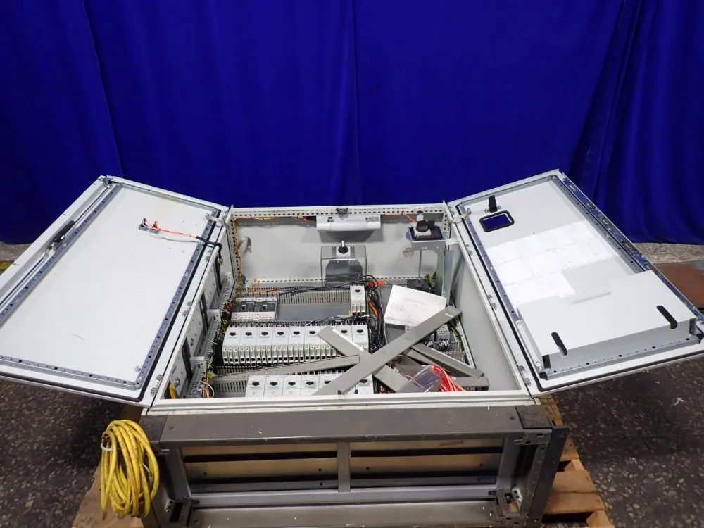 Siemens Distribution Panel - Ecs-4108