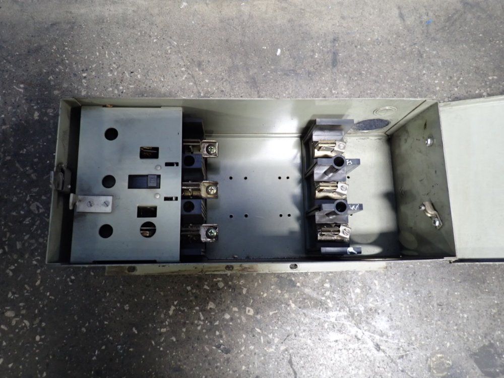 Continetal Electric Equipment Co. 100a Bus Plug - Pfa353