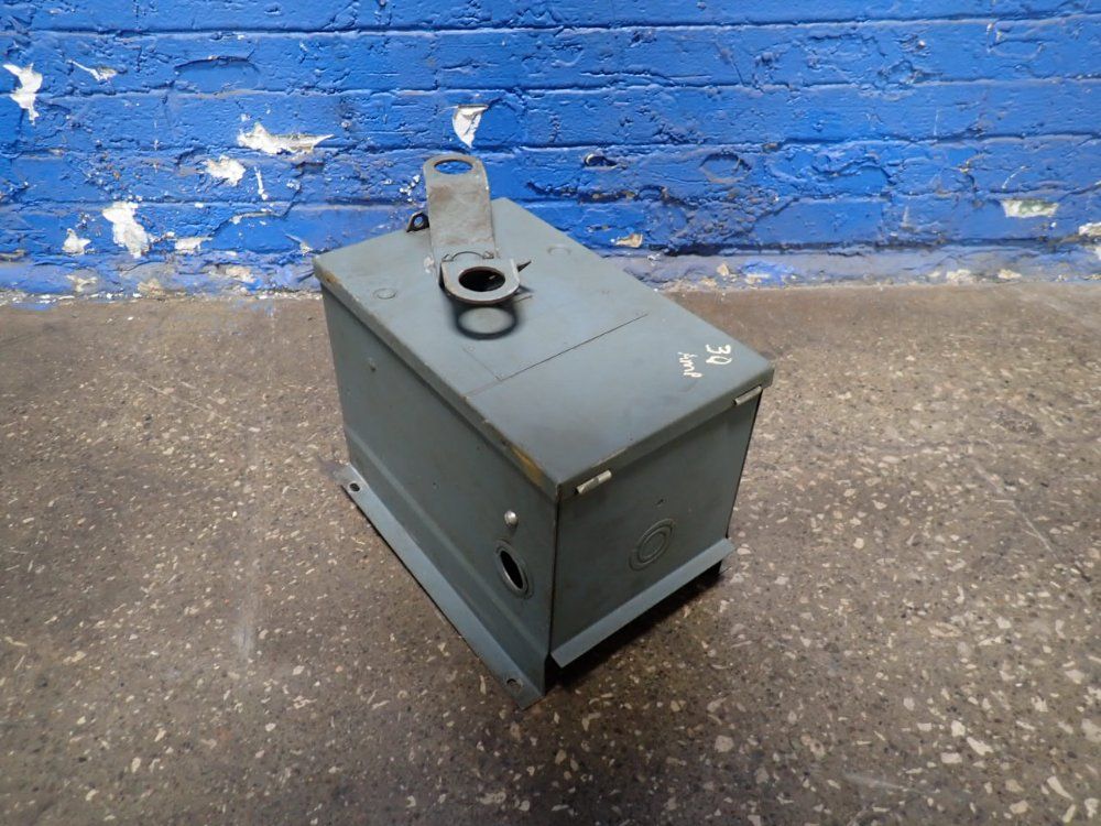 Gould 30a Bus Plug - Bos14351
